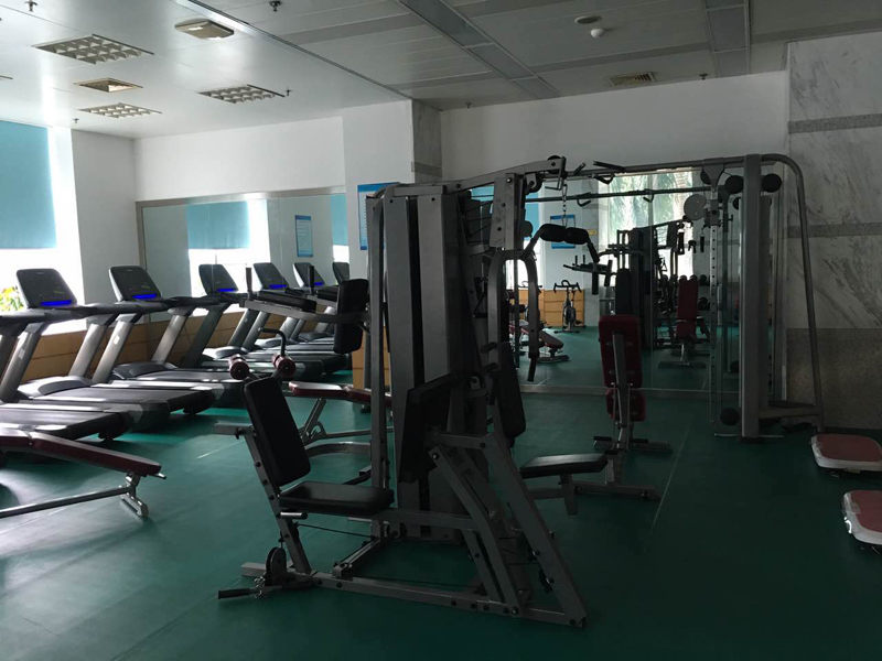 单位健身房器材